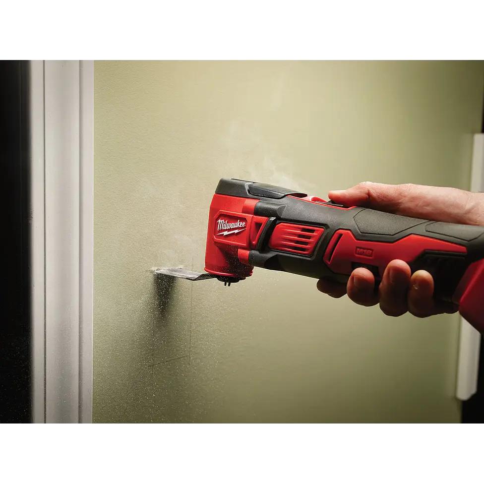 Kit Herramienta Oscilatoria Multiuso Milwaukee M18 2626-21 6