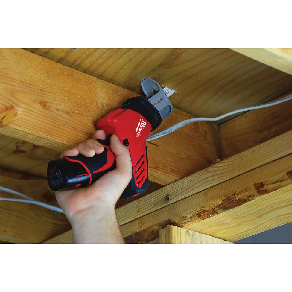 Sierra Sable Milwaukee M12 HACKZALL Compacta 2420-20 6