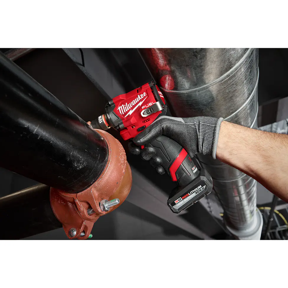 Llave Impacto Milwaukee M12 FUEL Stubby 1/2” 745 Nm 2563-20 12