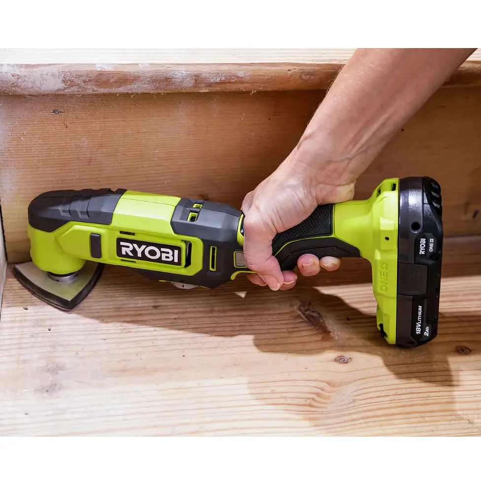 Multiherramienta Oscilante Ryobi ONE+ 18V Inalámbrica PCL430 4