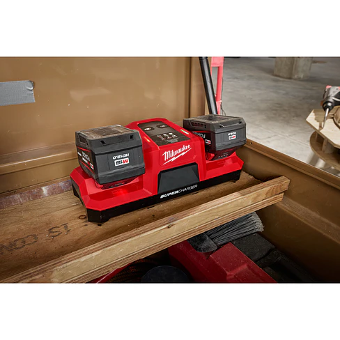 Supercargador Simultáneo Doble Compartimiento Milwaukee M18 48-59-1859 11