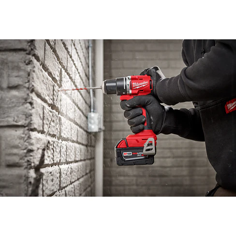 Kit Taladro Percutor Milwaukee M18 Brushless 3602-22 5