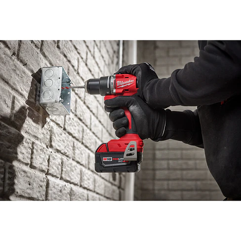 Kit Taladro Percutor Milwaukee M18 Brushless 3602-22 7
