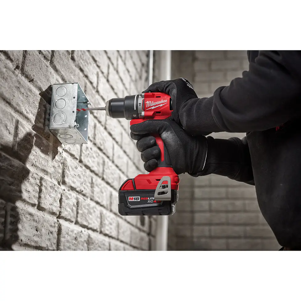 Kit Taladro Percutor Milwaukee M18 Brushless 3602-22 7