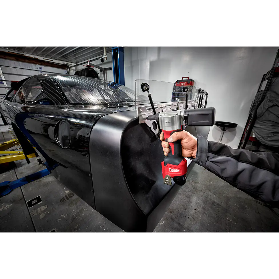 Remachadora Inalámbrica Milwaukee M12 Modelo 2550-20 11
