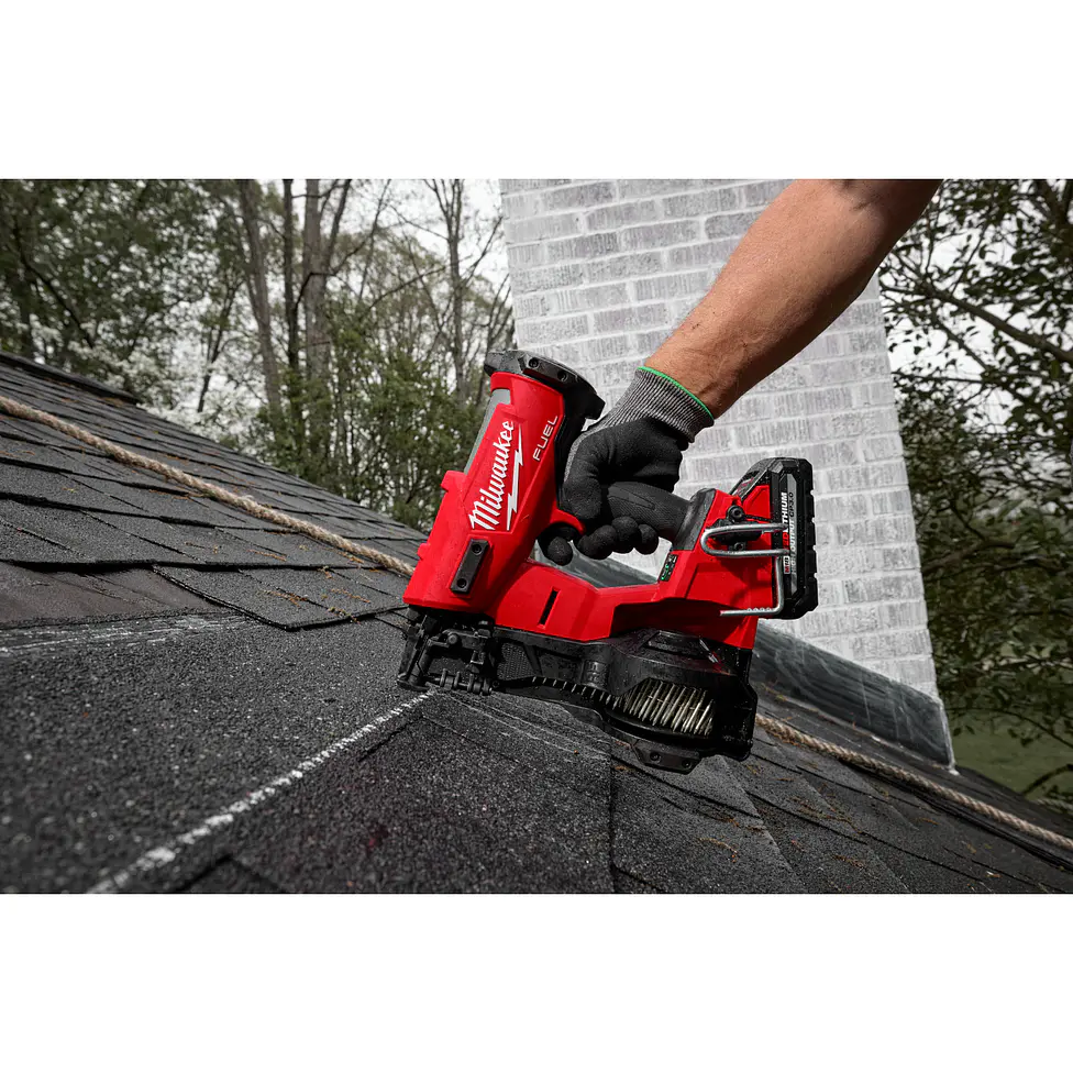 Kit Clavadora de Techo Con Bobina Milwaukee M18 FUEL 2909-21 10