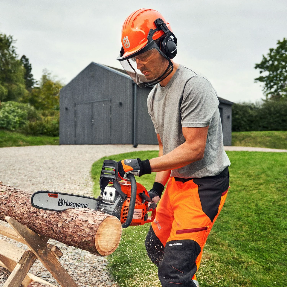 Motosierra Husqvarna 450 II 18″ Profesional – Motosierra 50cc Alta Potencia para Leña y Tala 3