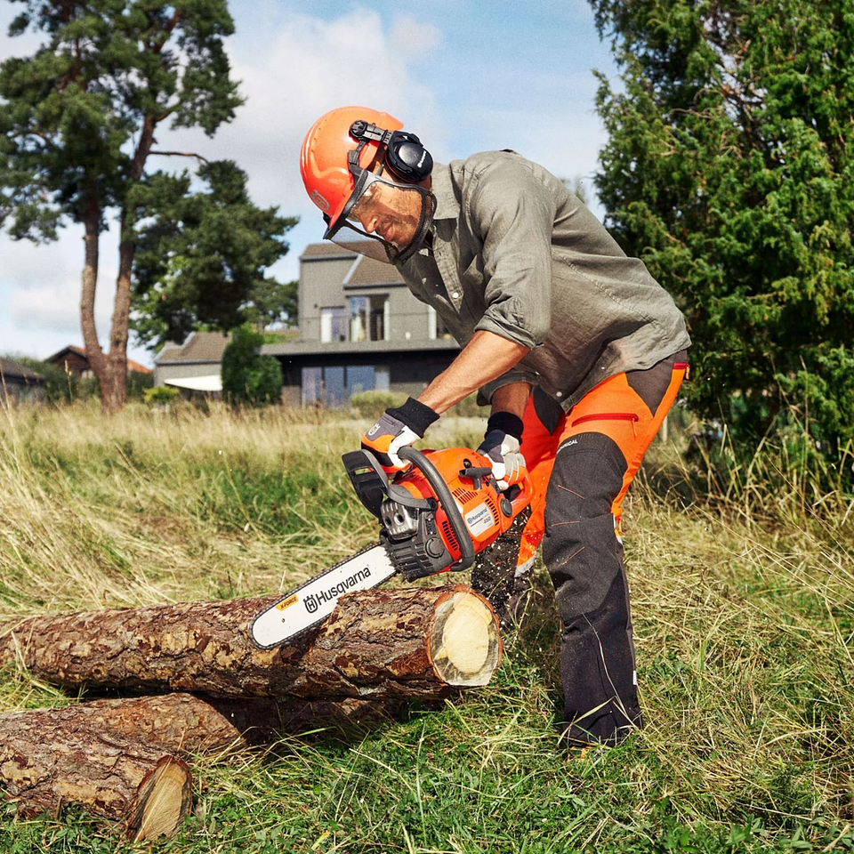 Motosierra Husqvarna 450 II 18″ Profesional – Motosierra 50cc Alta Potencia para Leña y Tala 4