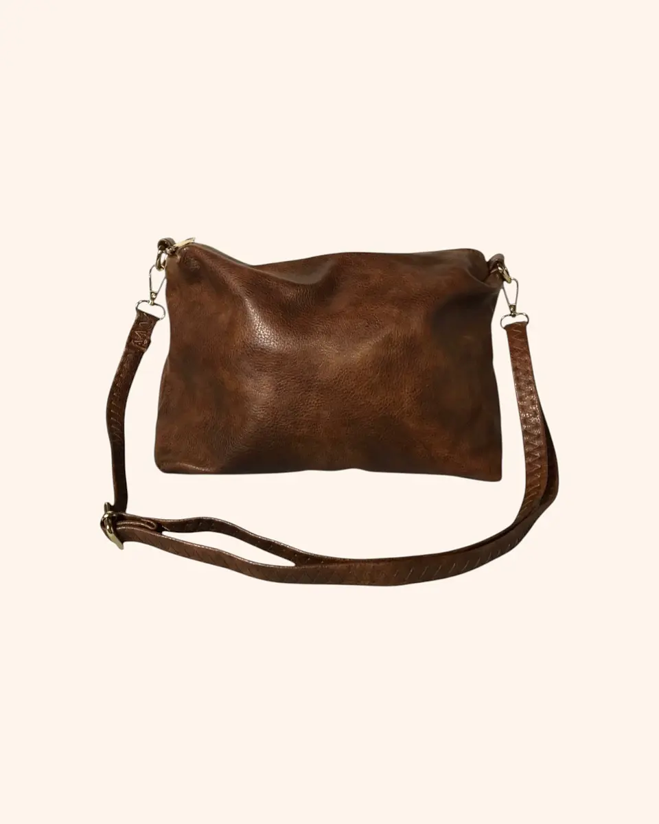 Cartera ecocuero café 3