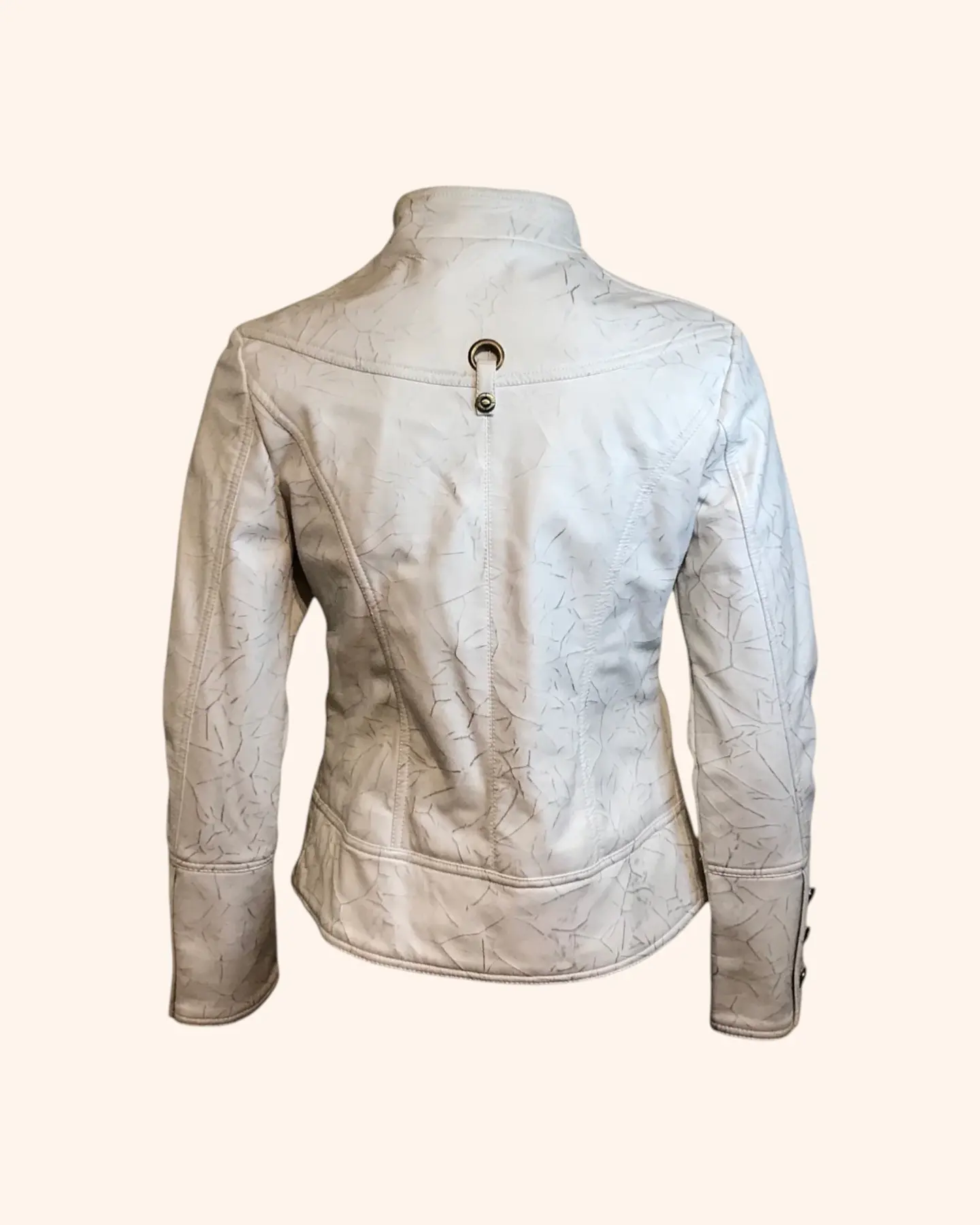 Chaqueta Todopiel blanca REMATE 3