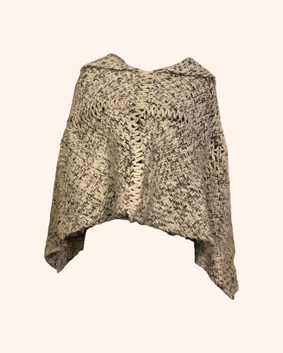 Poncho artesanal lana blanco NUEVO 1