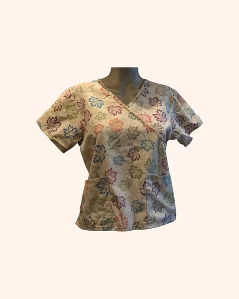 Polera clínica hojas árbol REMATE