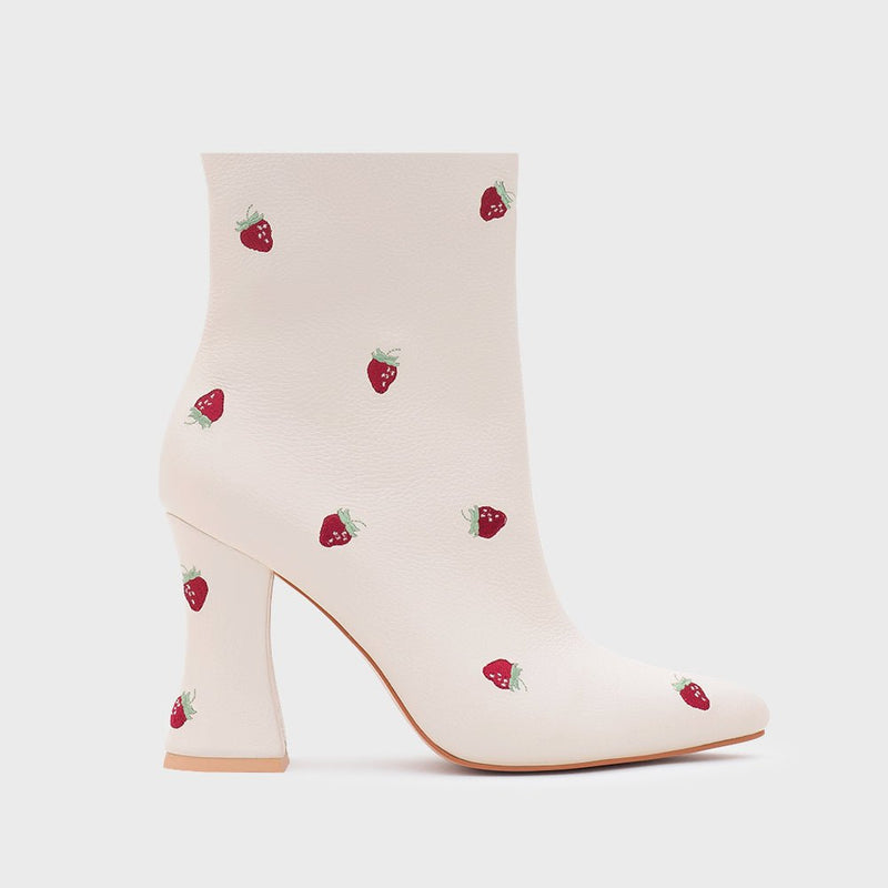 BOTÍN NINETTE STRAWBERRY HUESO 1