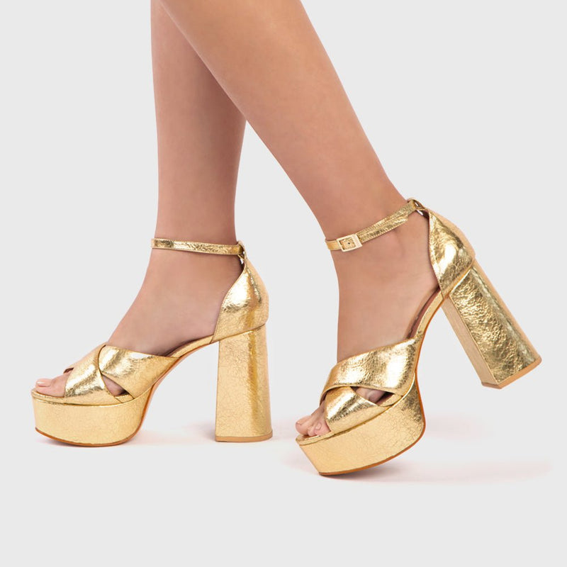 FRANCISCA PLATAFORMA DORADO 2