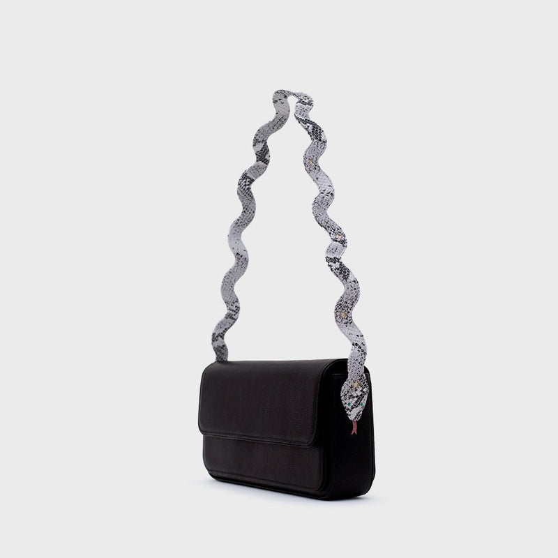 ANACONDA FLAP BAG NEGRO 1