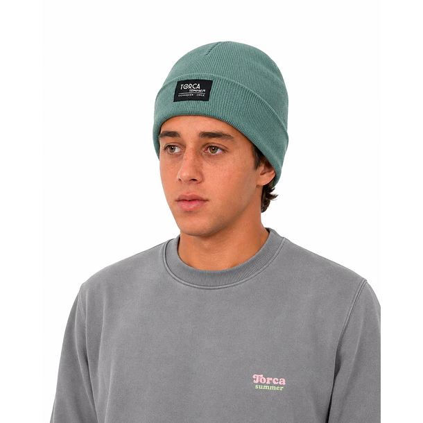 Gorro verde salvia