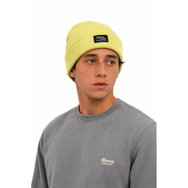 Gorro Amarillo claro 2