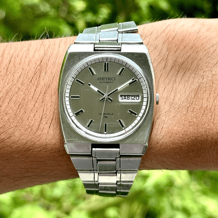 Seiko 5 – 7006-6000 – Automatic – Silver Dial – 37mm  8