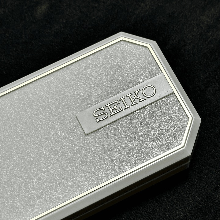 Seiko 5 SNK803 Automático 37mm Beige – Estilo Military – Calibre 7S26  11