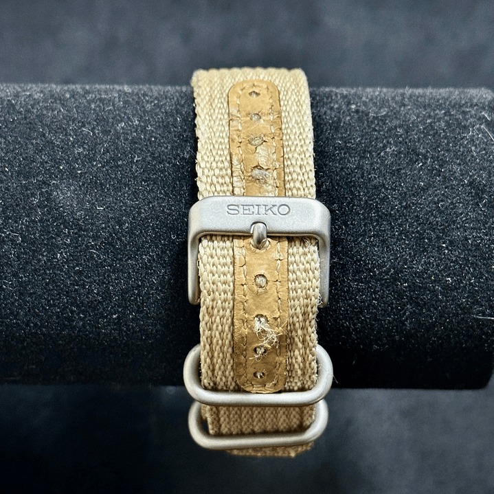 Seiko 5 SNK803 Automático 37mm Beige – Estilo Military – Calibre 7S26  7