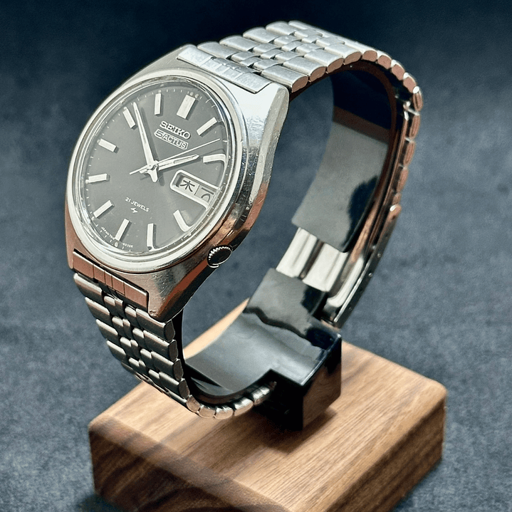 Seiko 5 Actus – Silver Dial Automatic 37mm – 7019-8010 2