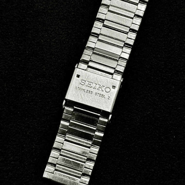 Seiko Quartz – Silver Textured Dial – Cuarzo – 36mm – 5Y31-8010 6