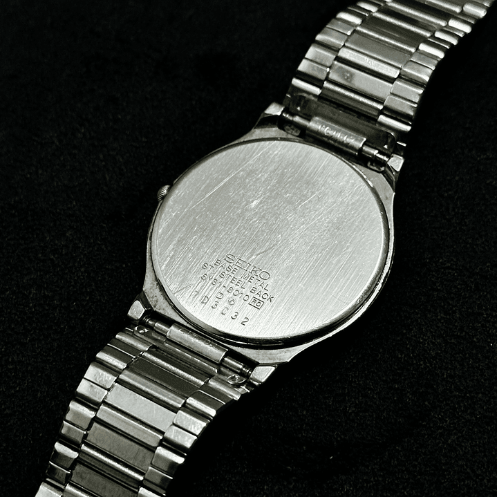 Seiko Quartz – Silver Textured Dial – Cuarzo – 36mm – 5Y31-8010 7