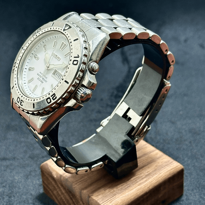 Seiko Kinetic – Diver 200M White Dial – Kinetic 41mm – SKJ167 – 5M43-0C90 2