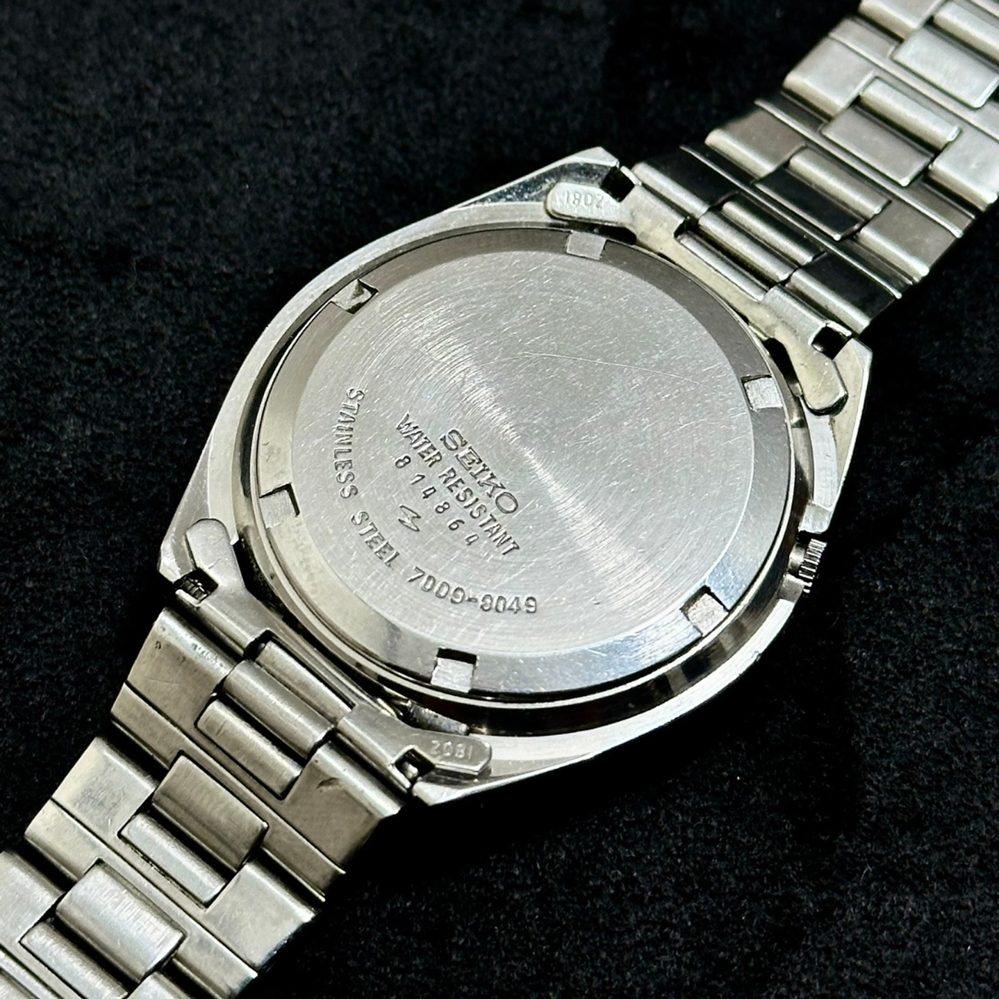 Seiko Automatic 7009-8049 37mm – Esfera Plateada – Día/Fecha – Vintage 1978 7