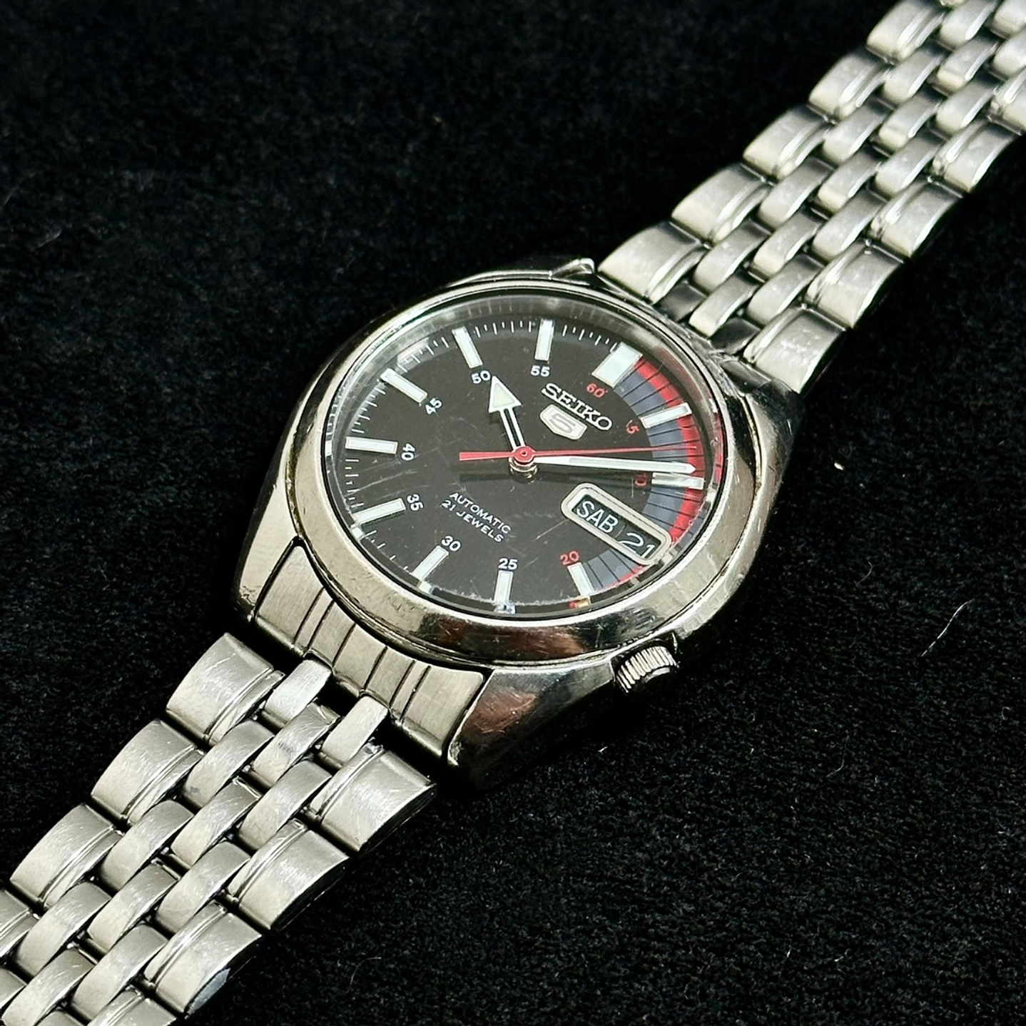 Seiko 5 SNK375K1 Automático 37mm – 7S26-01V0 – Esfera Negra 9