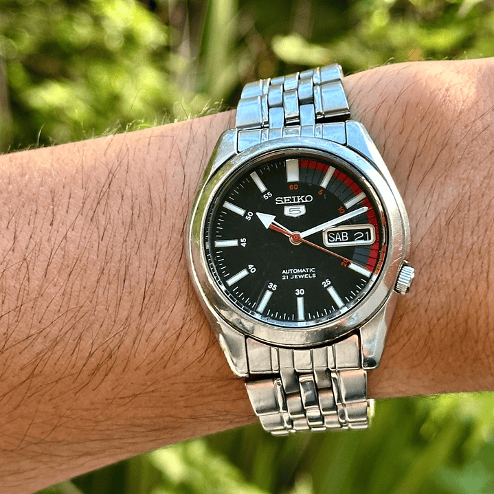 Seiko 5 SNK375K1 Automático 37mm – 7S26-01V0 – Esfera Negra 11