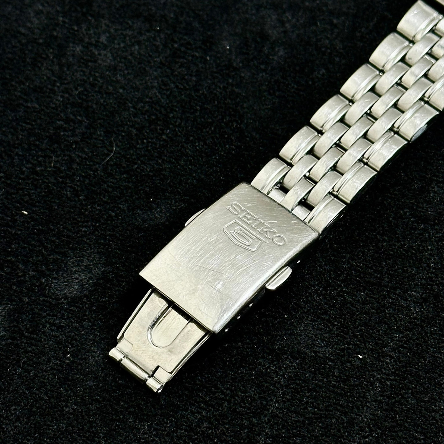 Seiko 5 SNK375K1 Automático 37mm – 7S26-01V0 – Esfera Negra 10