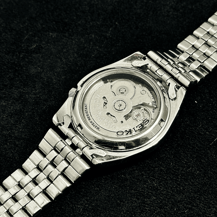Seiko 5 SNK375K1 Automático 37mm – 7S26-01V0 – Esfera Negra 4
