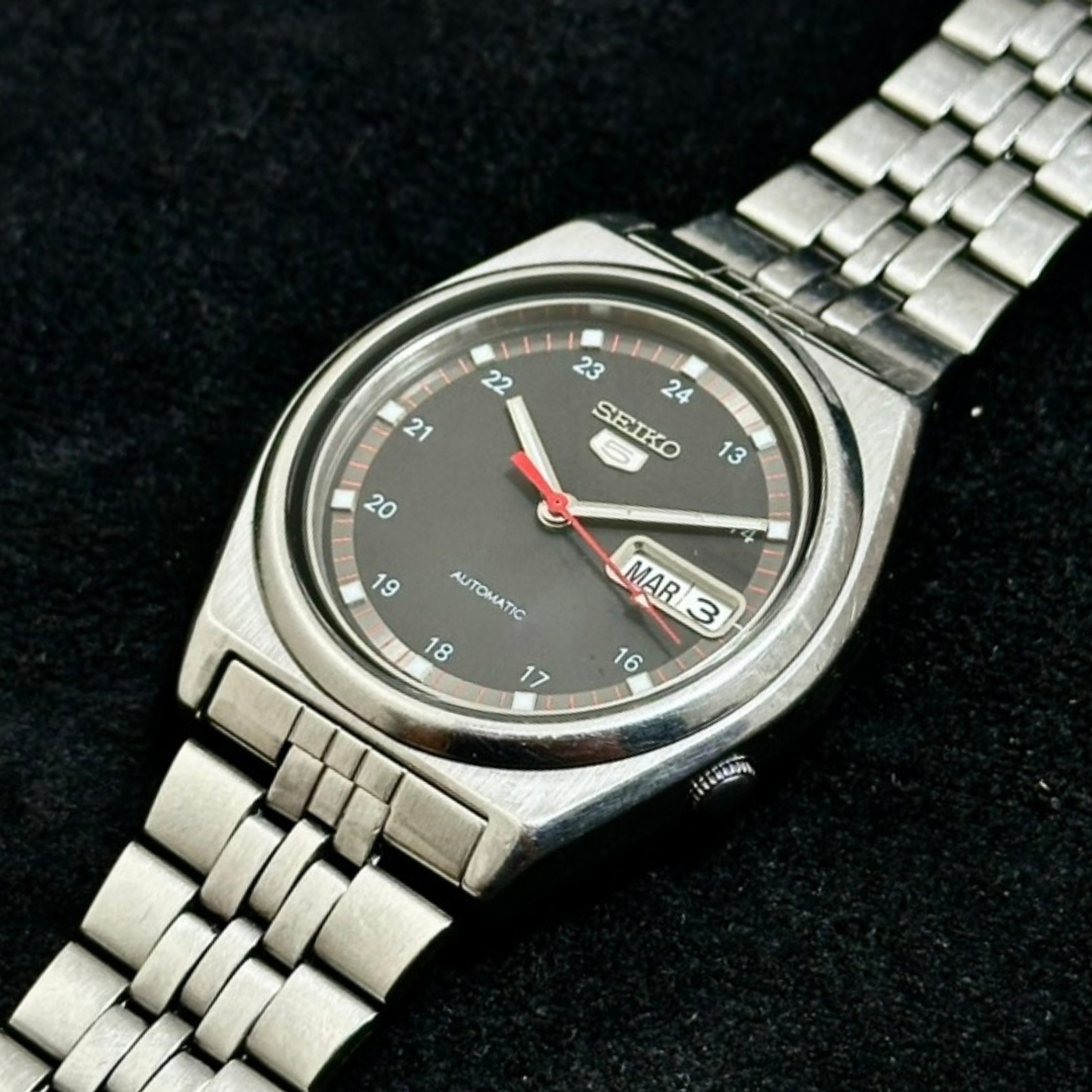 Seiko 5 – Brown Sunburst Dial – Automatic – 37mm – 7S26-0570 7