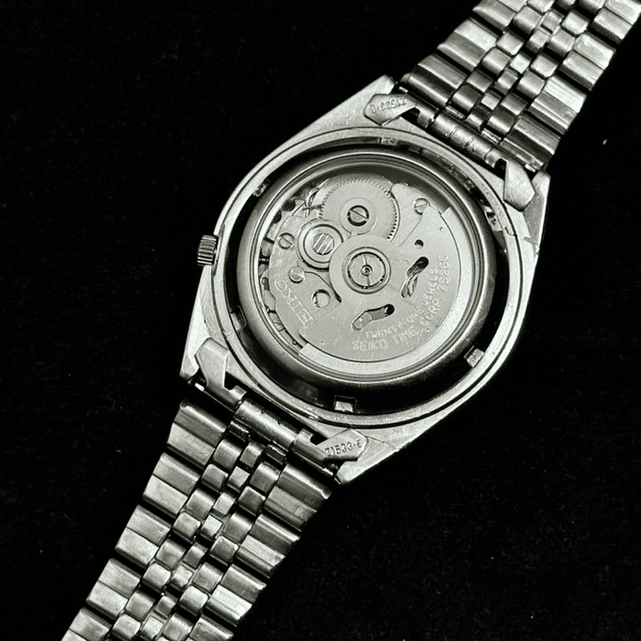 Seiko 5 – Brown Sunburst Dial – Automatic – 37mm – 7S26-0570 5