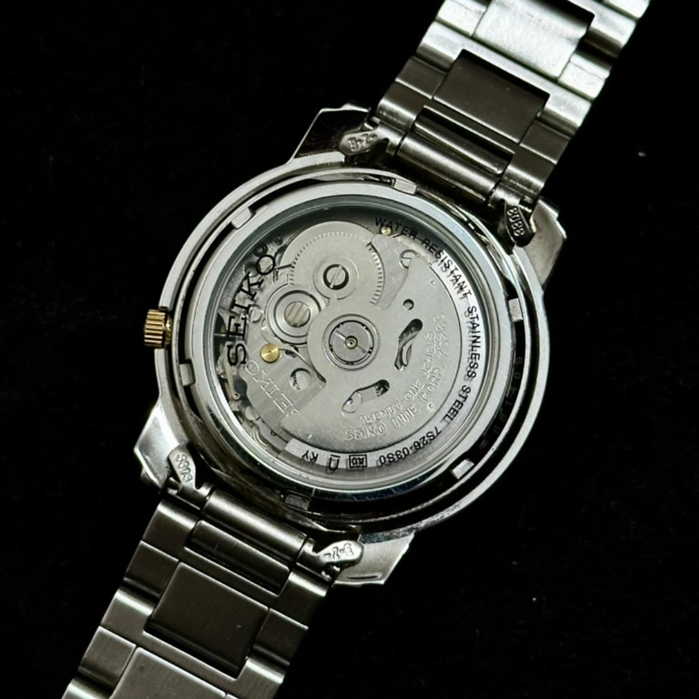 Seiko 5 – Champagne Dial Automatic 37mm – SNKL81K1 4