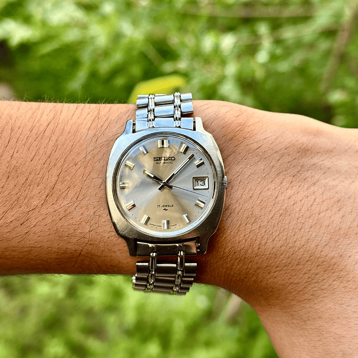 Seiko Automatic 7005-7062 – Sunburst Plateado – Automático – 37 mm  10