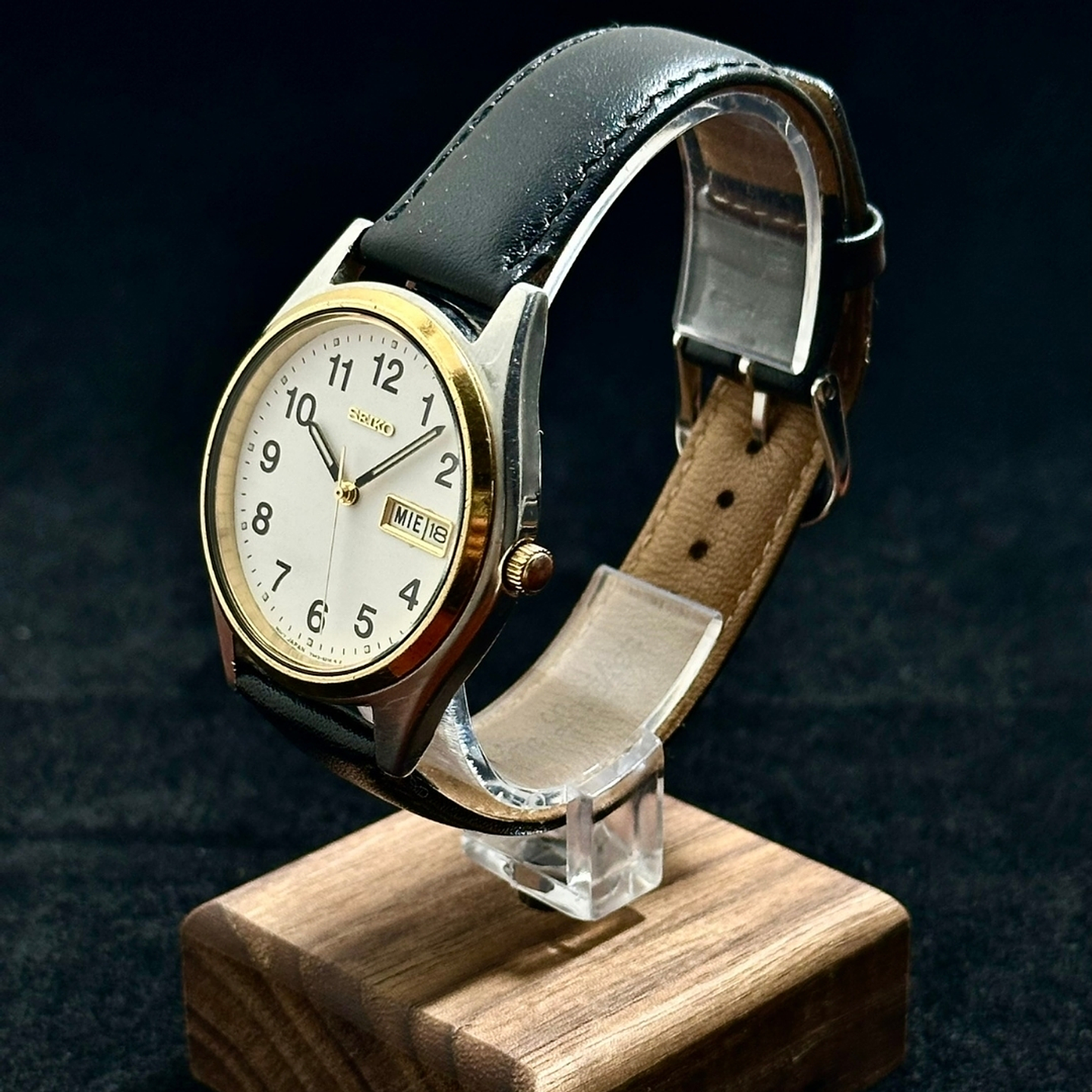 Seiko Quartz SQ - White Dial Day-Date Gold Tone 37mm - 7N43-9048 2