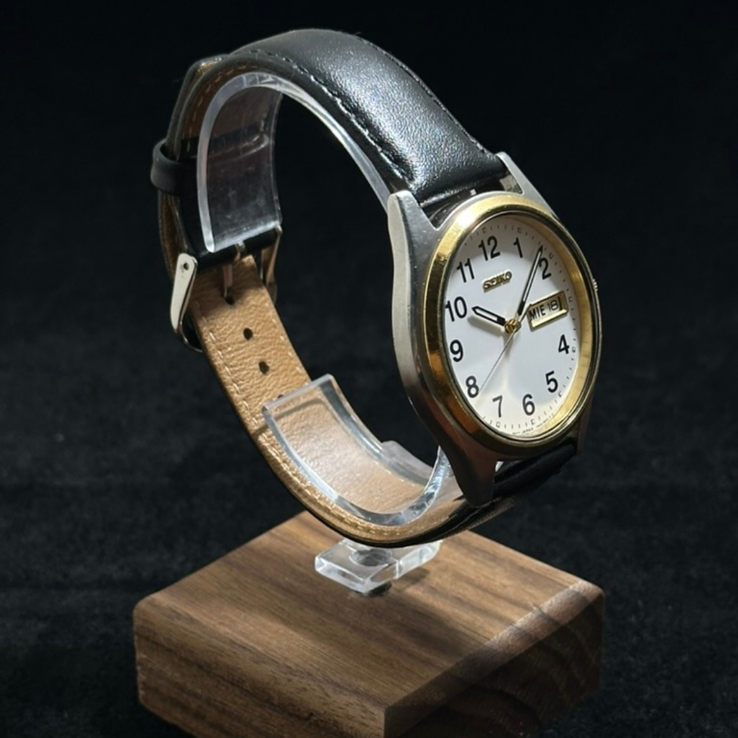 Seiko Quartz SQ - White Dial Day-Date Gold Tone 37mm - 7N43-9048 3