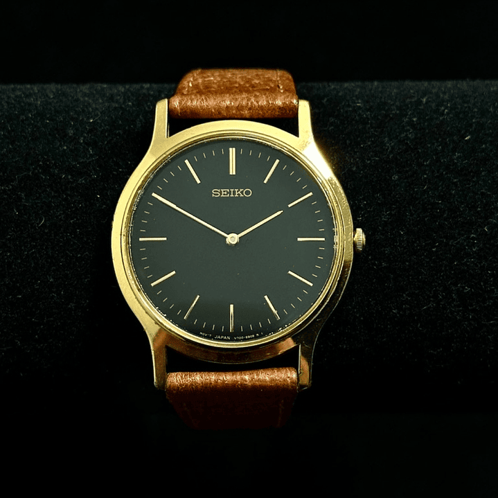 Seiko Quartz SQ – Black Dial Gold Tone – Quartz 37mm – V700-8A10 7