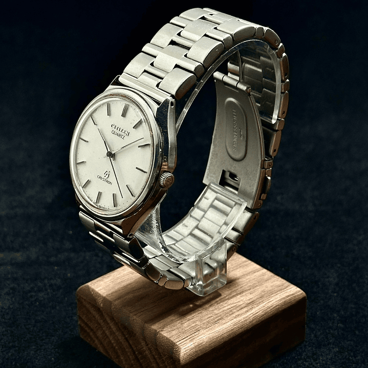 Citizen Crystron Quartz – Silver Dial Minimalist 38mm – Vintage Quartz – Serie 5105016 3
