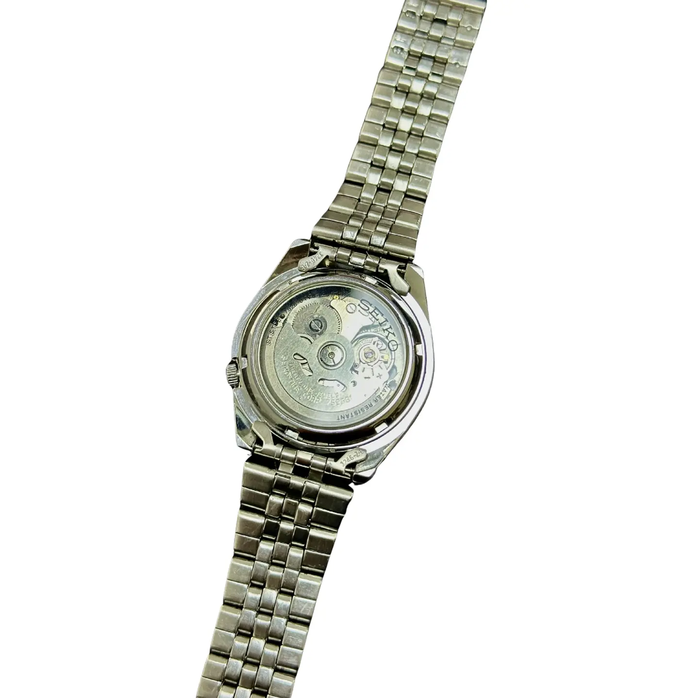 Seiko 5 – Silver Dial Classic – Plateado Sunray – Automático – 37mm – SNK355K1 5