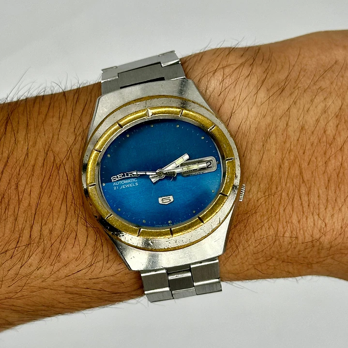 Seiko 5 – Esfera Azul Degradé – Automático 21 Jewels – 37mm – 7009-8754 10