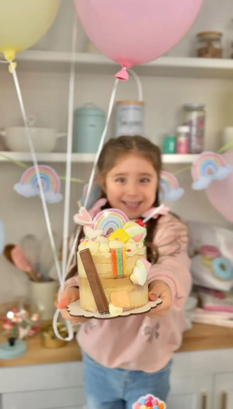 Funny Mini Cake 2-3 personas 2