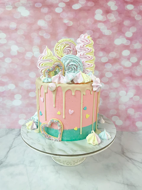 Curso Torta Oreo decorada con buttercream y merenguitos