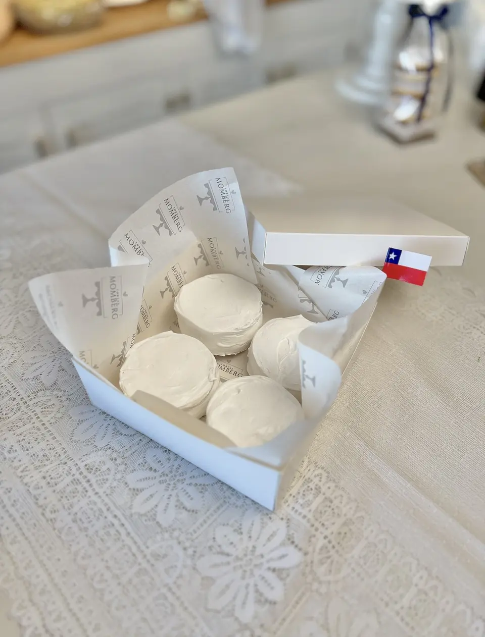 Box 4 Chilenitos 1