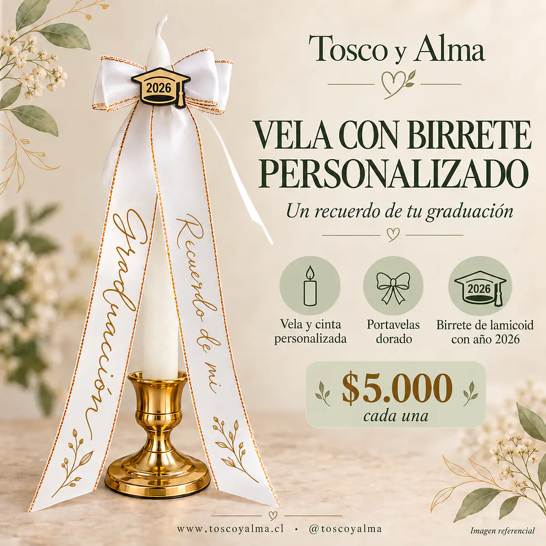 Vela personalizada con birrete y portavelas dorado 1