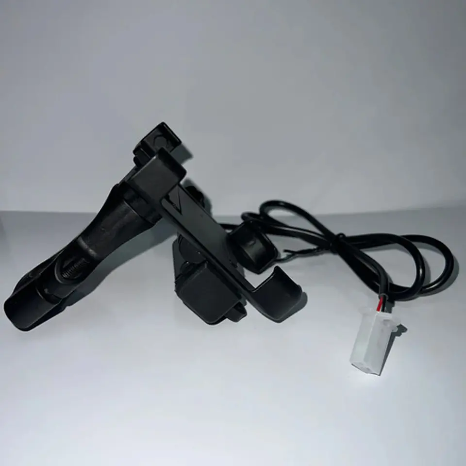 Soporte Porta Celular Con Cargador Para Moto 4