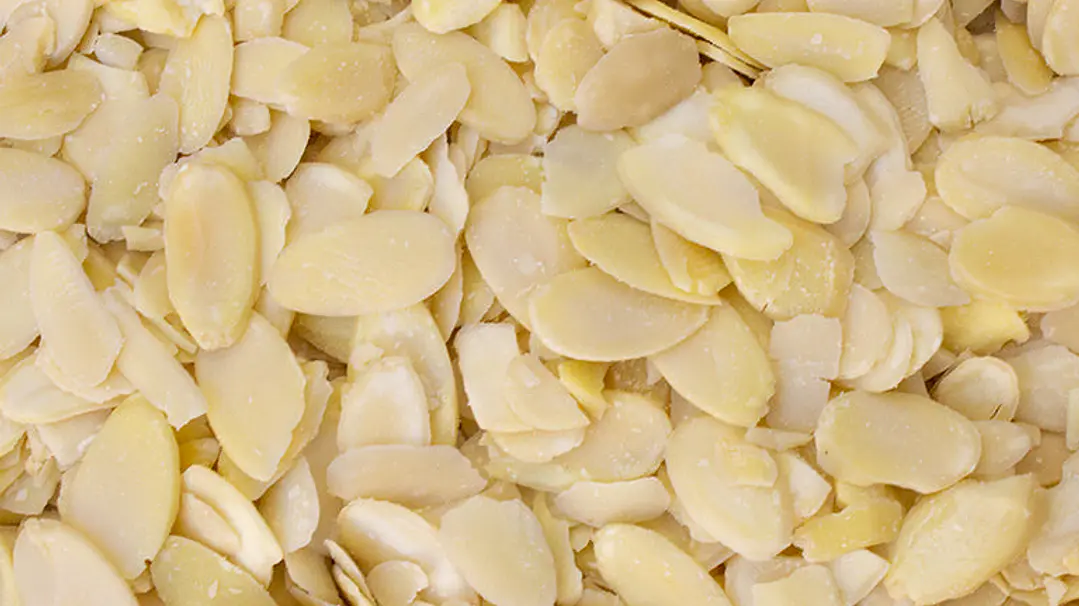 Almendra Laminada Sin Piel granel 1