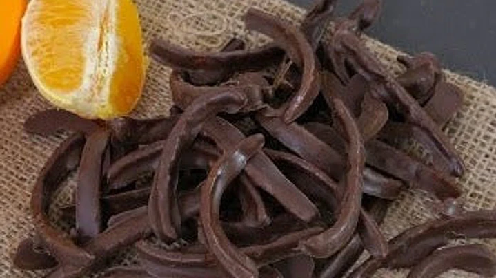 Naranjitas con chocolate a granel 1